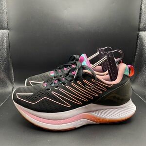 Saucony Endorphin Shift Womens Size 8 Running Gym Shoes Sneakers Black Pink